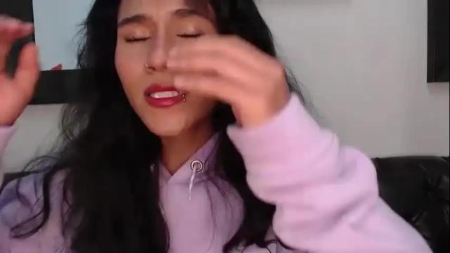 Image 6 of annie_darling Stream on Chaturbate on 2 months ago