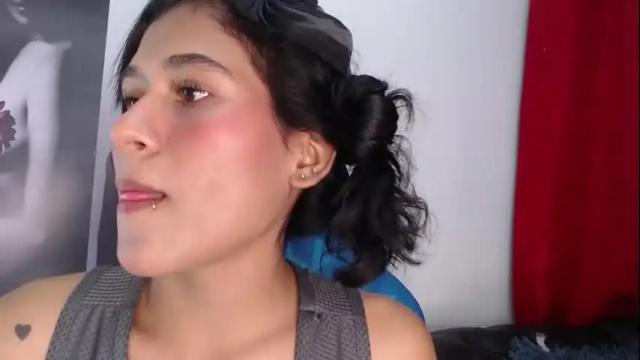 Image 3 of annie_darling Stream on Chaturbate on 1 month ago