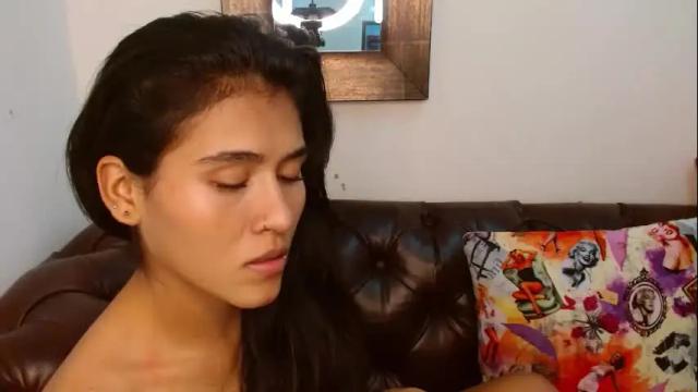 Image 10 of annie_darling Stream on Chaturbate on 1 month ago