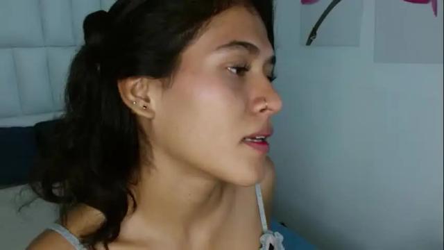Image 8 of annie_darling Stream on Chaturbate on 1 month ago