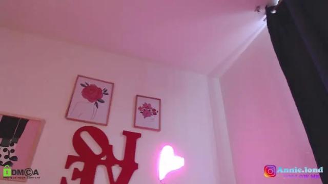 Image 12 of annie_es Stream on Chaturbate on 14 months ago