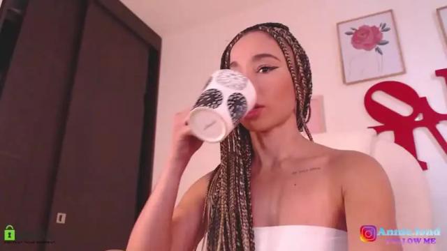 Image 6 of annie_es Stream on Chaturbate on 14 months ago