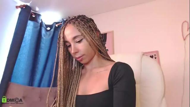 Image 2 of annie_es Stream on Chaturbate on 1 month ago
