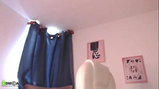 Image 6 of annie_es Stream on Chaturbate on 8 days ago