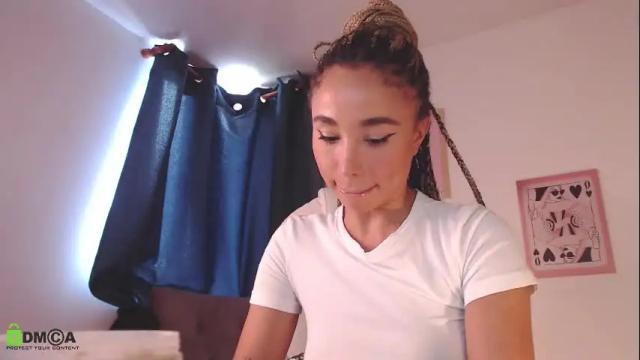 Image 6 of annie_es Stream on Chaturbate on 3 days ago