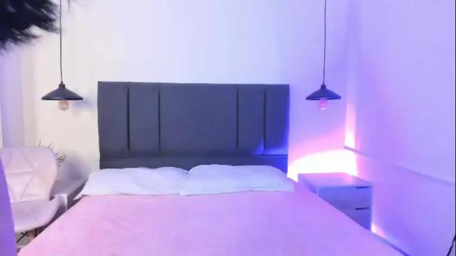 Image 4 of annie_gr Stream on Chaturbate on 3 months ago