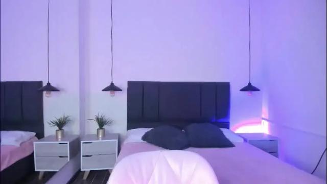 Image 10 of annie_gr Stream on Chaturbate on 2 months ago