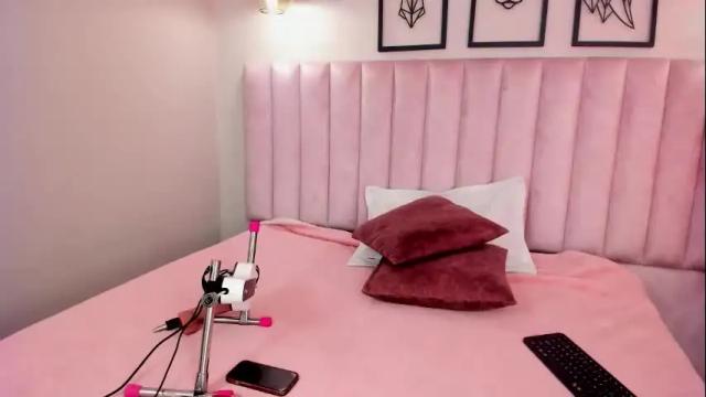 Image 2 of annie_karlsson__ Stream on Chaturbate on 2 months ago