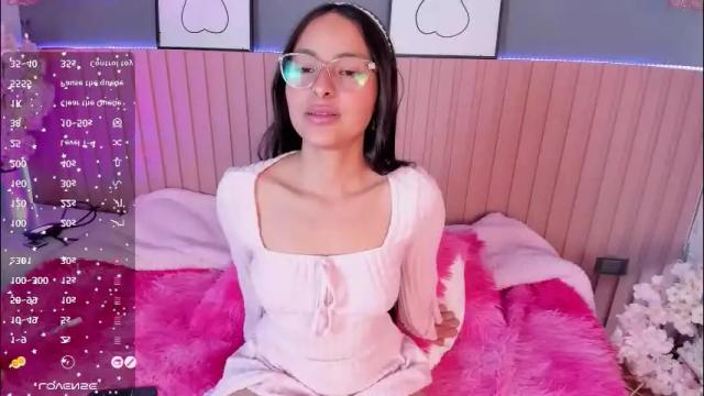 Image 2 of annie_lought Stream on Chaturbate on 1 month ago