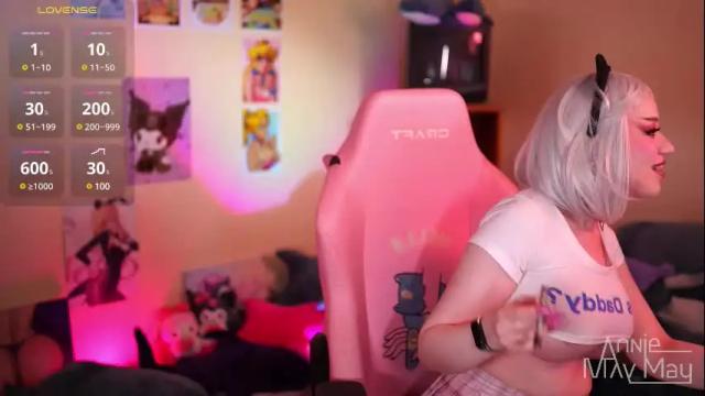 Image 2 of annie_may_may Stream on Chaturbate on 16 days ago