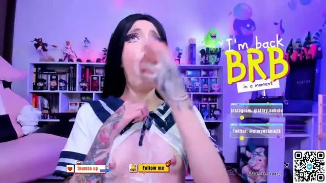 Image 2 of annie_milkovich Stream on Chaturbate on 12 months ago