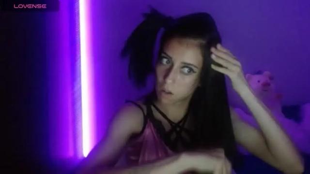 Image 6 of annie_seduction Stream on Chaturbate on 15 months ago