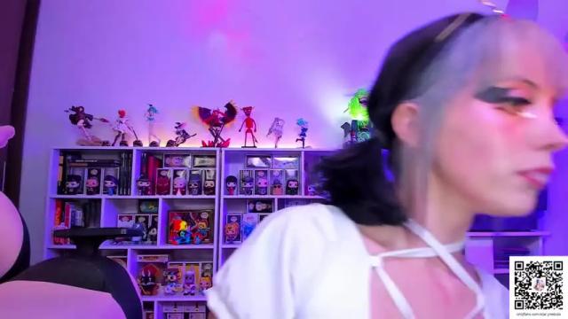 Image 7 of annie_shiratori Stream on Chaturbate on 16 months ago