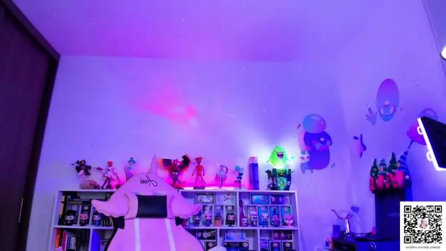Image 12 of annie_shiratori Stream on Chaturbate on 15 months ago