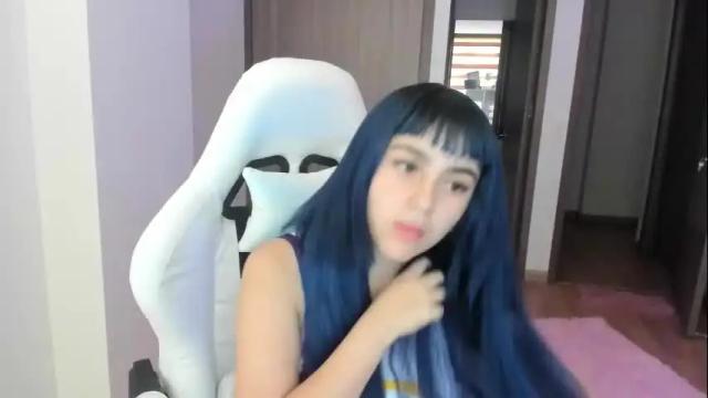 Image 2 of annie_snow_ Stream on Chaturbate on 1 month ago