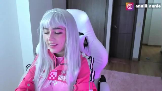 Thumbnail 1, annie_snow_'s Stream at Chaturbate, 1 month ago