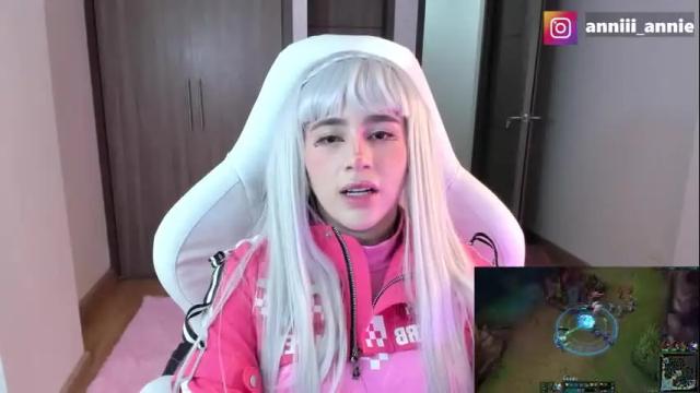 Image 10 of annie_snow_ Stream on Chaturbate on 1 month ago