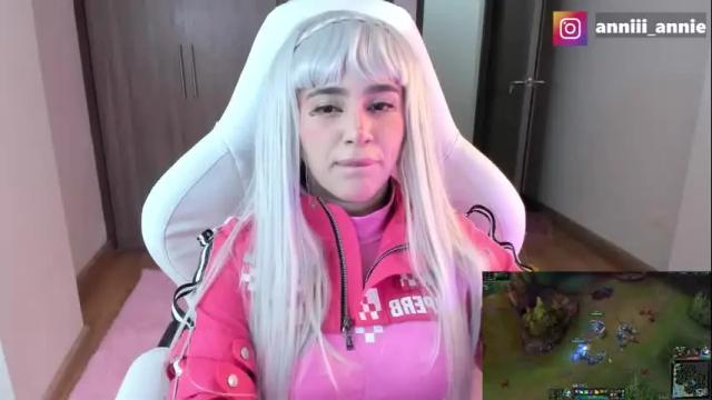 Image 12 of annie_snow_ Stream on Chaturbate on 1 month ago