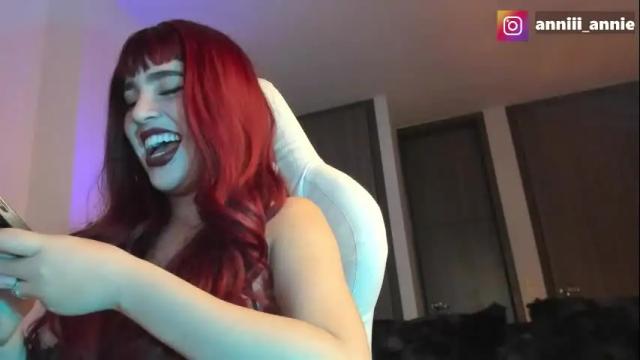Image 10 of annie_snow_ Stream on Chaturbate on 1 month ago