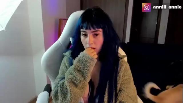 Image 10 of annie_snow_ Stream on Chaturbate on 1 month ago
