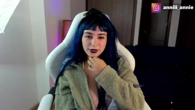Image 4 of annie_snow_ Stream on Chaturbate on 1 month ago