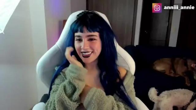 Image 6 of annie_snow_ Stream on Chaturbate on 1 month ago