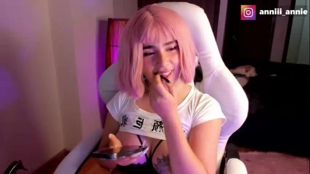 Image 7 of annie_snow_ Stream on Chaturbate on 1 month ago
