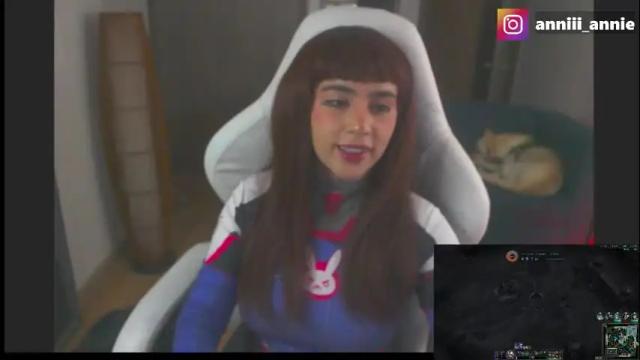 Image 7 of annie_snow_ Stream on Chaturbate on 10 days ago