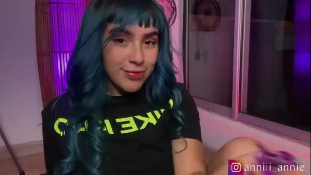 Image 4 of annie_snow_ Stream on Chaturbate on 1 day ago