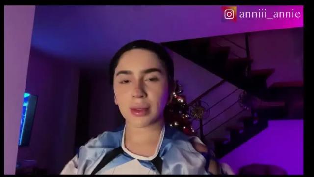 Image 4 of annie_snow_ Stream on Chaturbate on 1 month ago