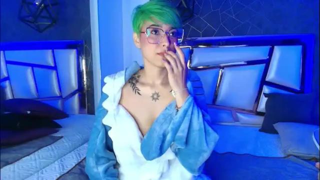 Image 2 of annie_swan Stream on Chaturbate on 2 months ago