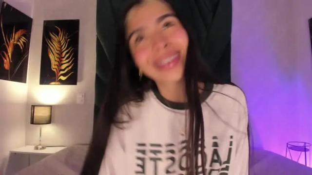 Image 3 of annie_velvet Stream on Chaturbate on 15 months ago