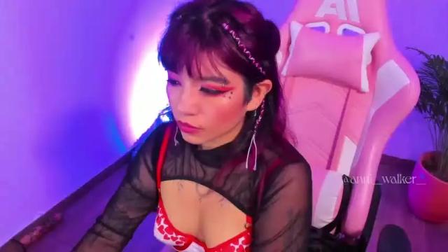 Image 10 of annie_walker69 Stream on Chaturbate on 17 months ago