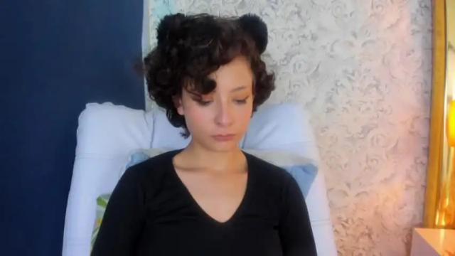 Thumbnail 2, annie_wills_'s Stream at Chaturbate, 18 months ago