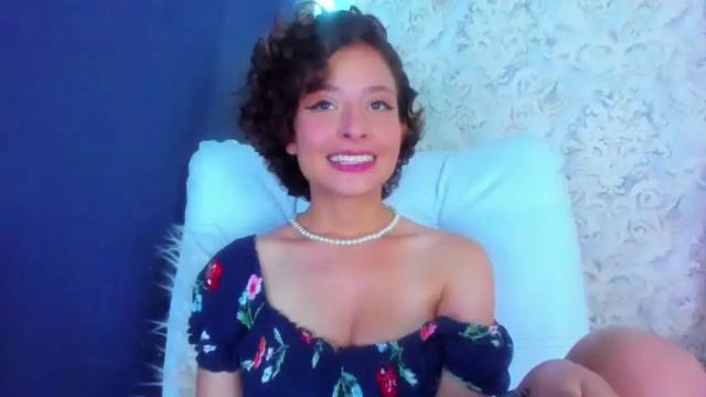 Image 10 of annie_wills_ Stream on Chaturbate on 17 months ago