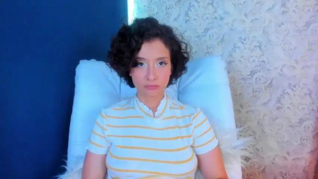 Thumbnail 1, annie_wills_'s Stream at Chaturbate, 16 months ago
