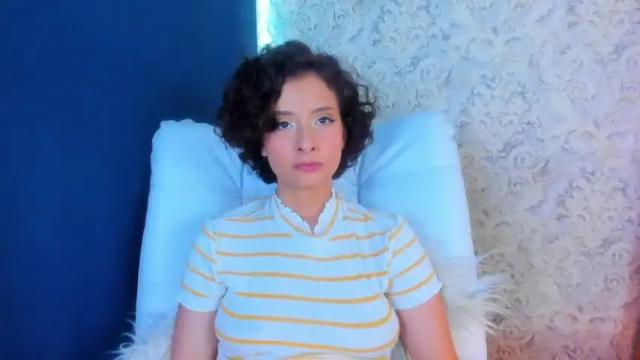 Image 2 of annie_wills_ Stream on Chaturbate on 24 months ago