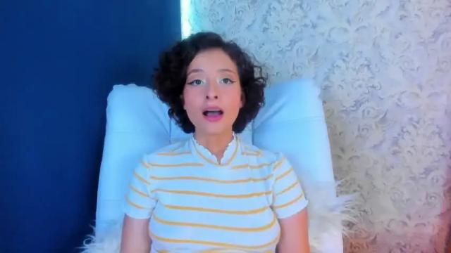 Image 3 of annie_wills_ Stream on Chaturbate on 24 months ago