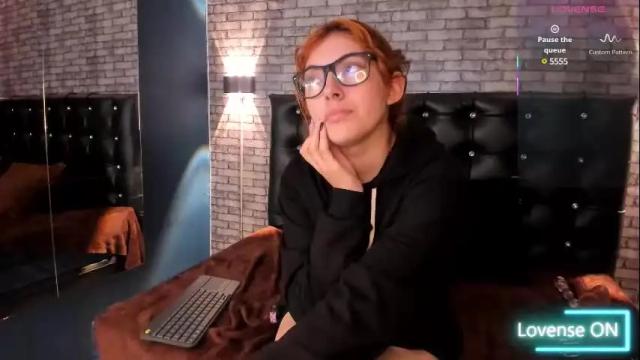 Image 12 of annie_winter1 Stream on Chaturbate on 2 months ago