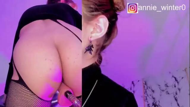 Image 8 of annie_winter1 Stream on Chaturbate on 19 days ago