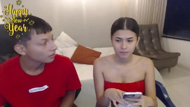 Image 12 of annieanddaniel_ms_ Stream on Chaturbate on 16 months ago