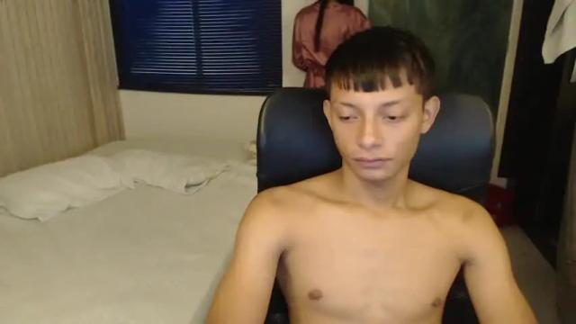 Image 6 of annieanddaniel_ms_ Stream on Chaturbate on 16 months ago