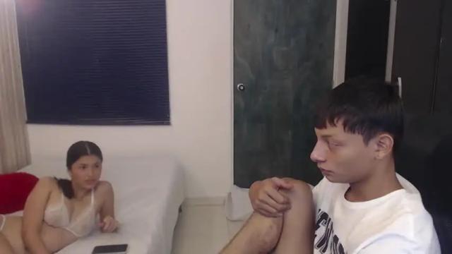 Image 6 of annieanddaniel_ms_ Stream on Chaturbate on 18 months ago