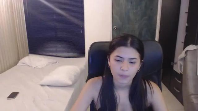 Image 2 of annieanddaniel_ms_ Stream on Chaturbate on 18 months ago
