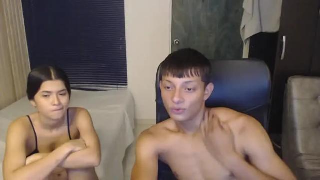 Image 10 of annieanddaniel_ms_ Stream on Chaturbate on 15 months ago