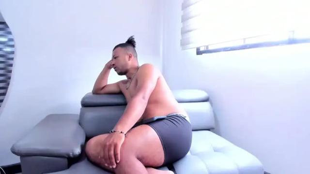 Image 8 of annieandstefan Stream on Chaturbate on 14 months ago