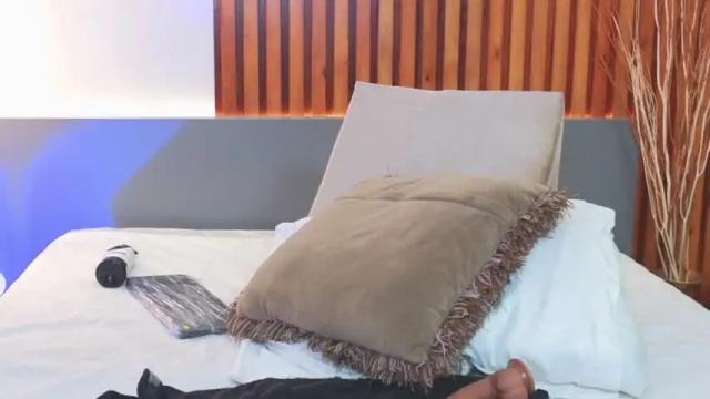 Image 7 of anniebeerry Stream on Chaturbate on 20 months ago
