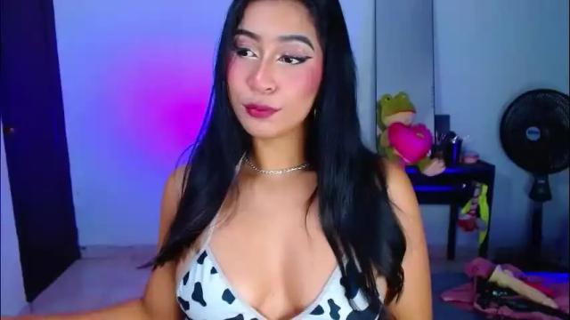 Image 8 of annieblu3 Stream on Chaturbate on 1 month ago