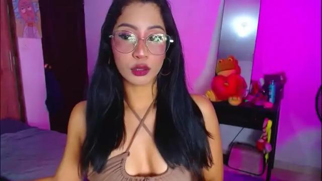 Image 2 of annieblu3 Stream on Chaturbate on 28 days ago