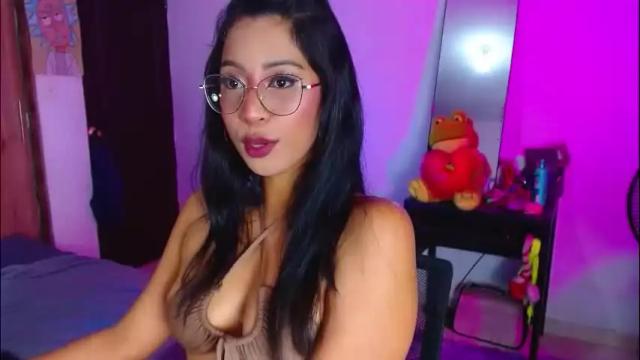 Image 4 of annieblu3 Stream on Chaturbate on 28 days ago